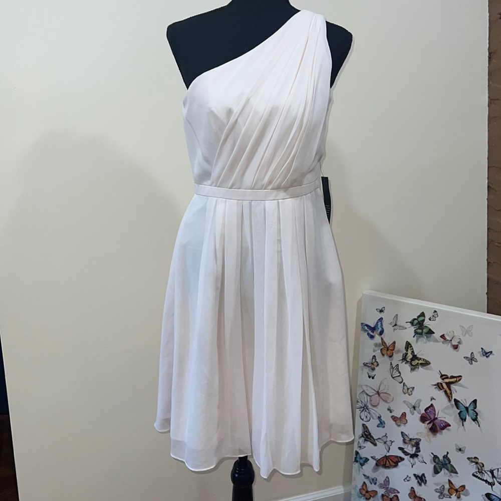 Soft pink woman wedding dress size 4 off the shoulder with pockets